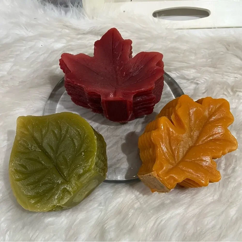 NEW Pottery Barn Tonal Autumnal Leaves Rippled Long Burning Candle Set Red Amber